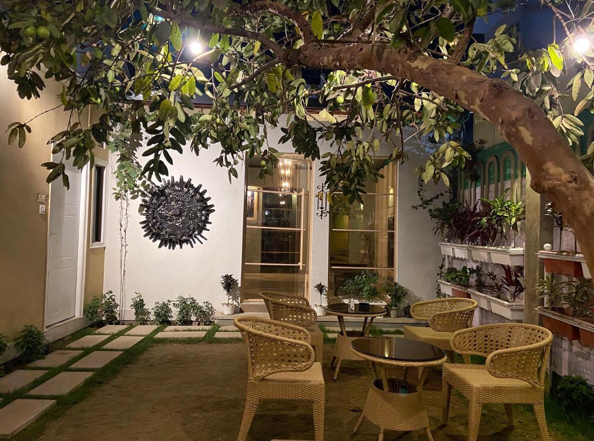 The Art Hotel By Via ורנאסי מראה חיצוני תמונה